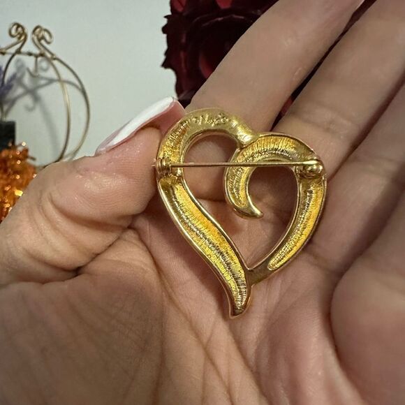 VINTAGE NAPIER HEART BROOCH - Picture 2 of 2